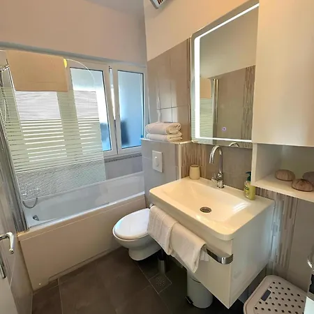 By The Sea - 24250 Appartement *