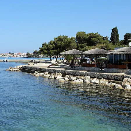 Lägenhet By The Sea - 24250 Zadar