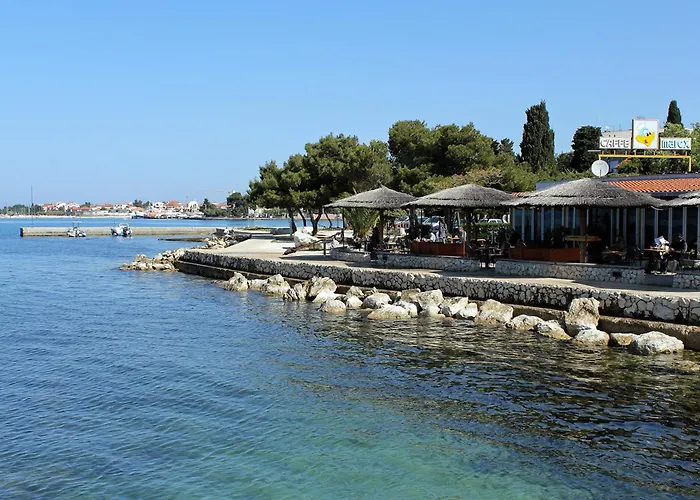 Lägenhet By The Sea - 24250 Zadar